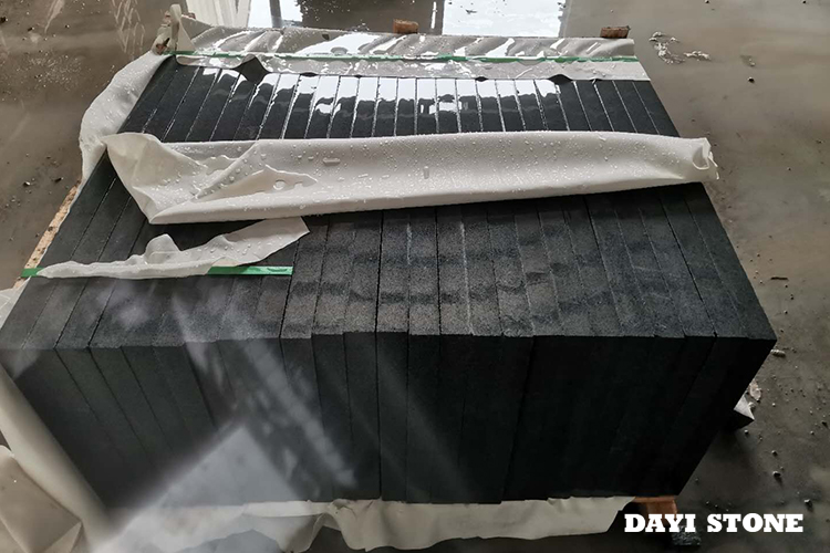 Paving Dark Grey Granite Stone G654 Top sandblasted others sawn 45.7x45.7x4cm - Dayi Stone